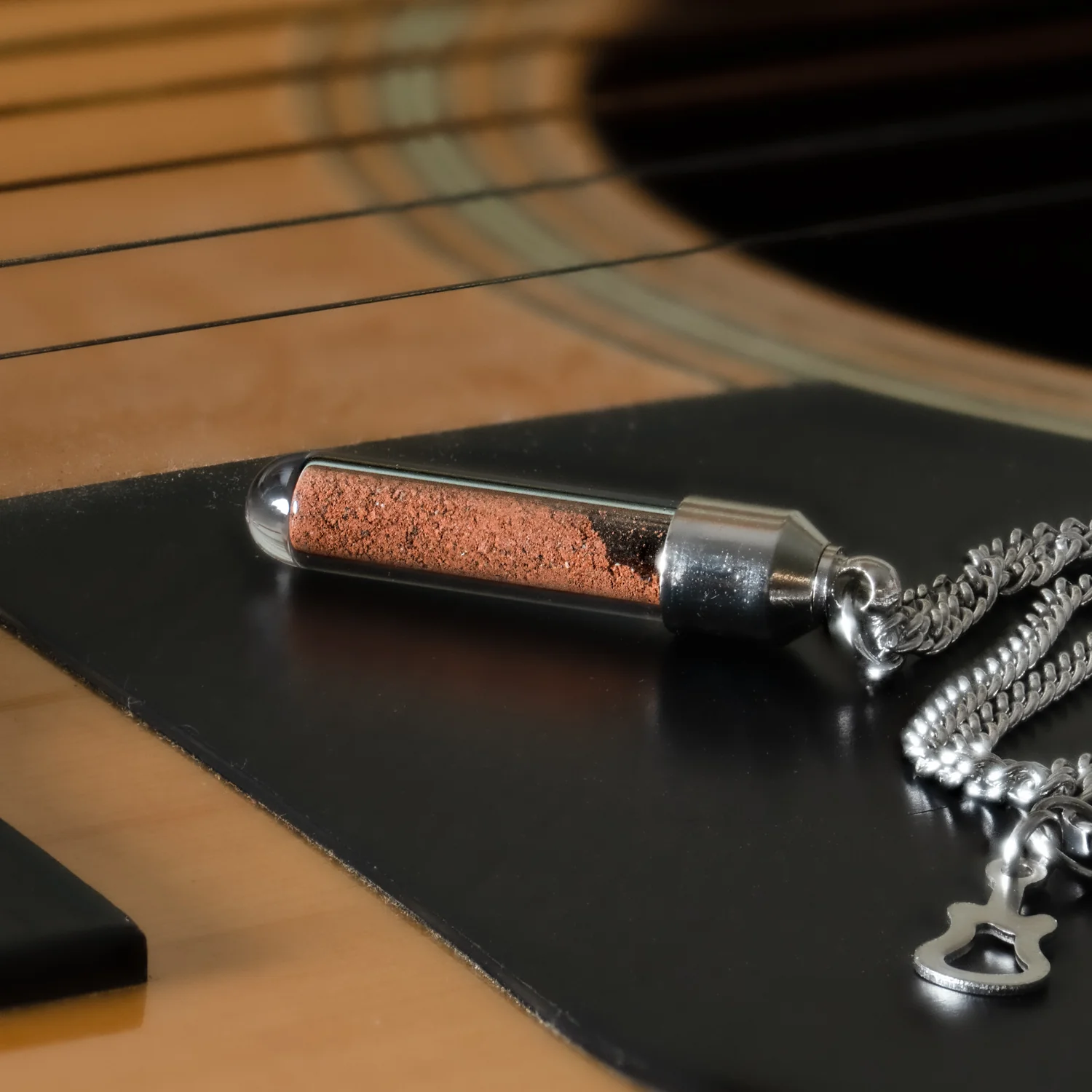 Beatles Brick Cavern Club Vial Necklace - Image 8
