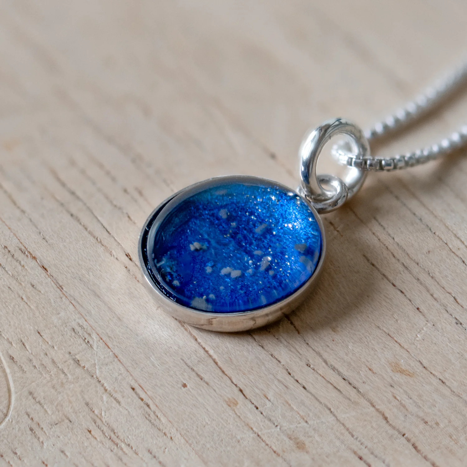 Blue Moon Lunar Highlands Pendant - NWA 5000 Meteorite - Image 4