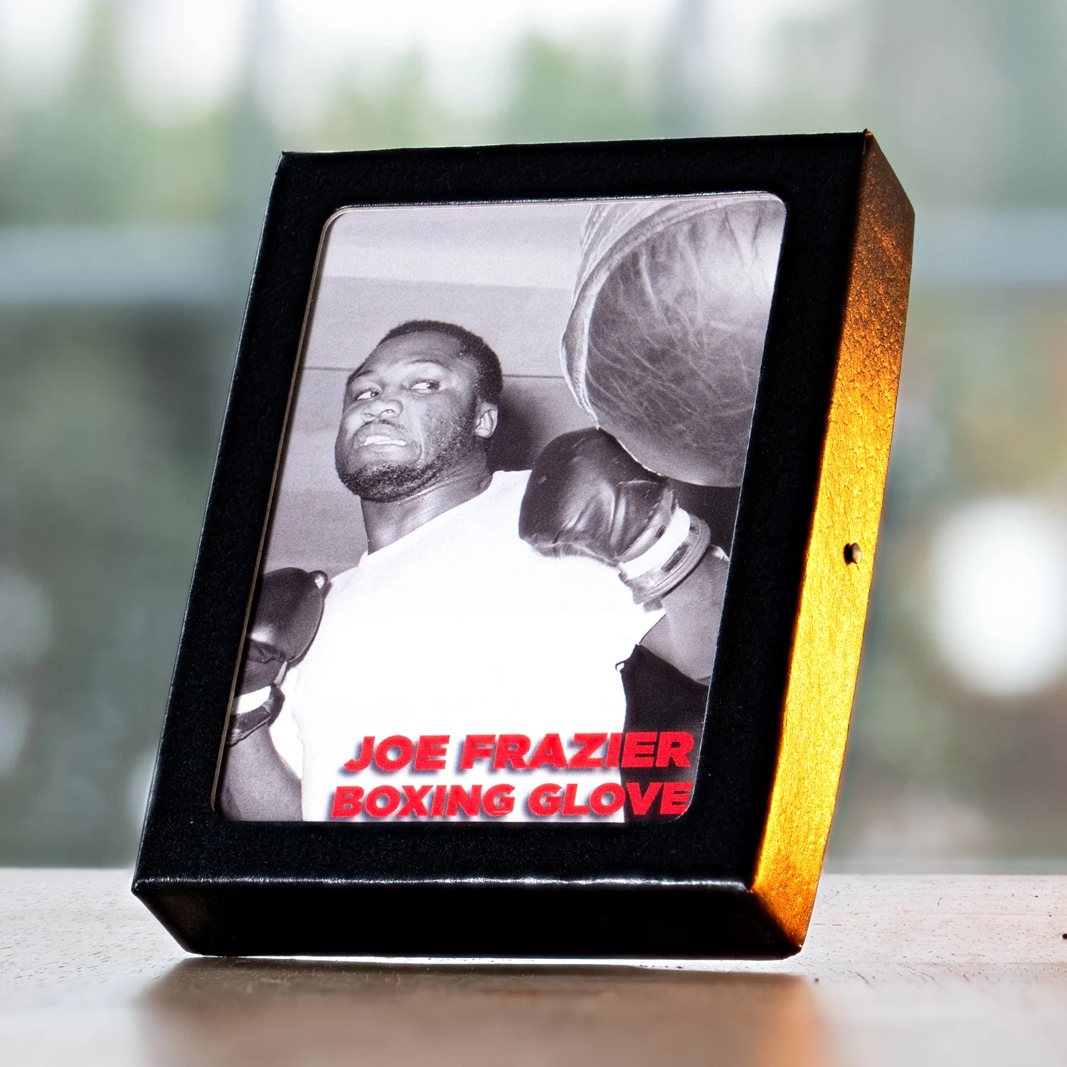Joe Frazier Boxing Glove - Image 3