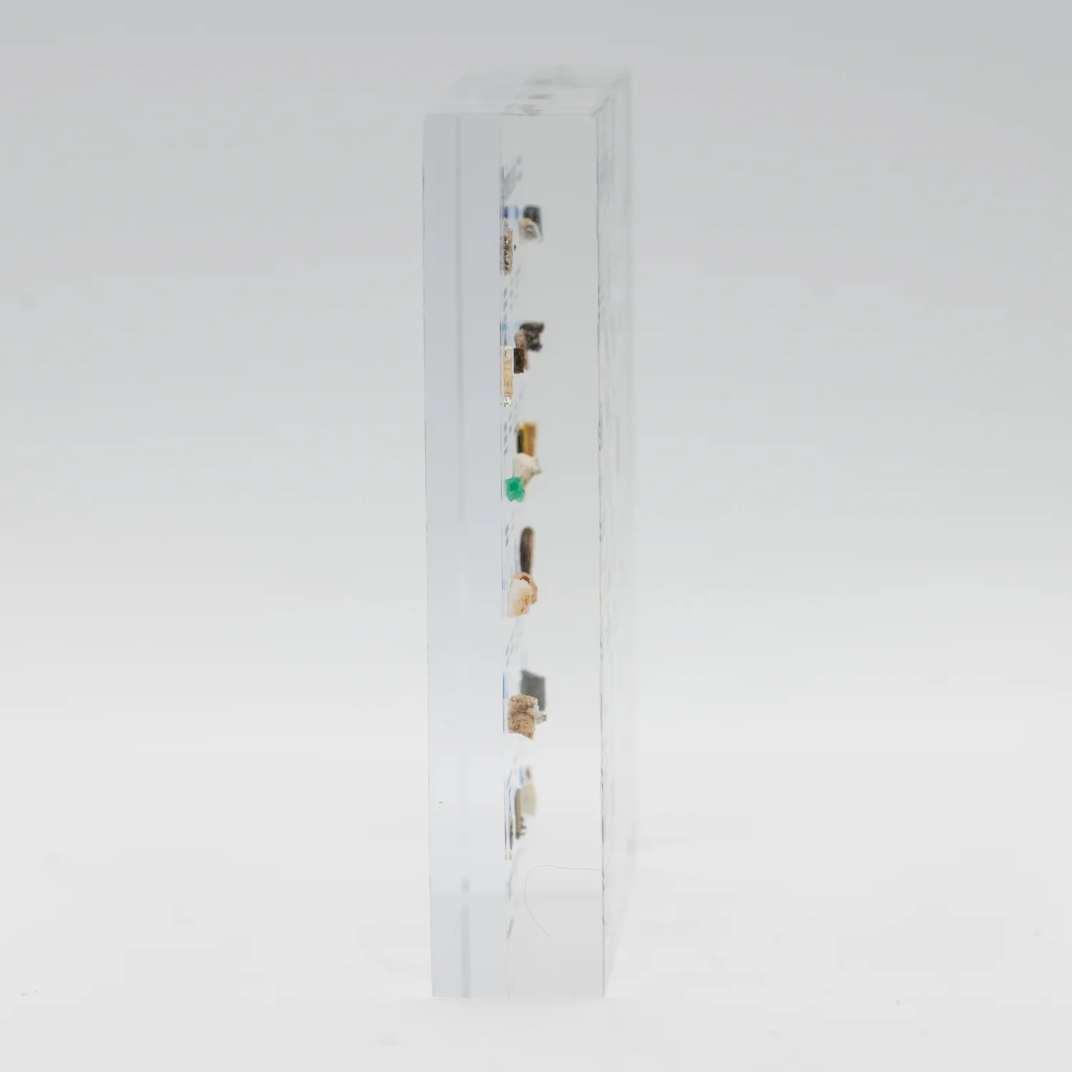 Mini Museum Out of the Vault - Second Edition ID #24 (LARGE - 26 Specimens) - Image 5