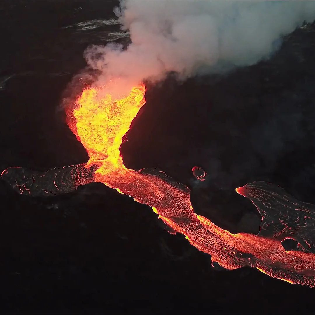 Mount Kīlauea Tephra - Breath of the Fire Goddess - Image 6