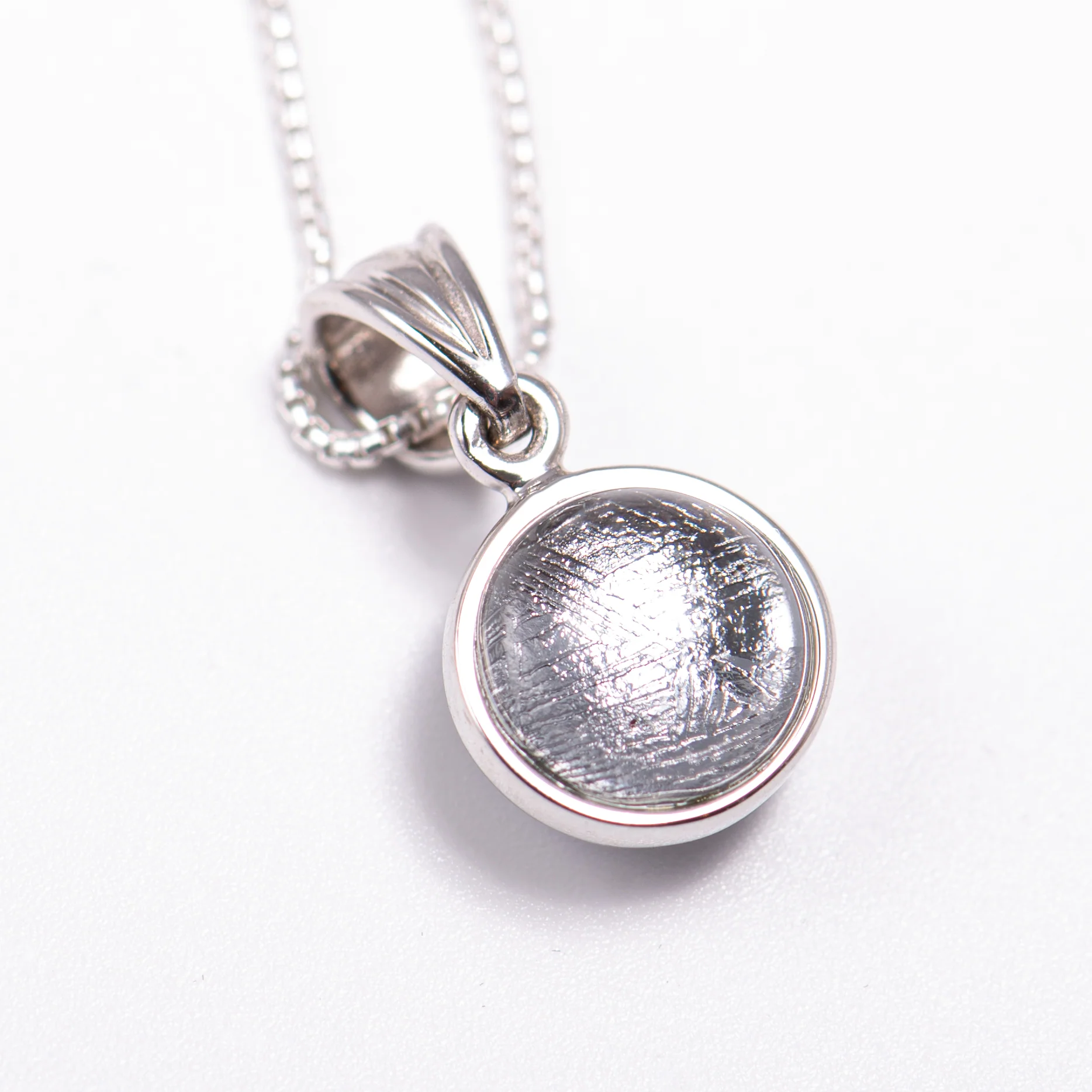 Muonionalusta Meteorite Pendant Necklace - Image 5