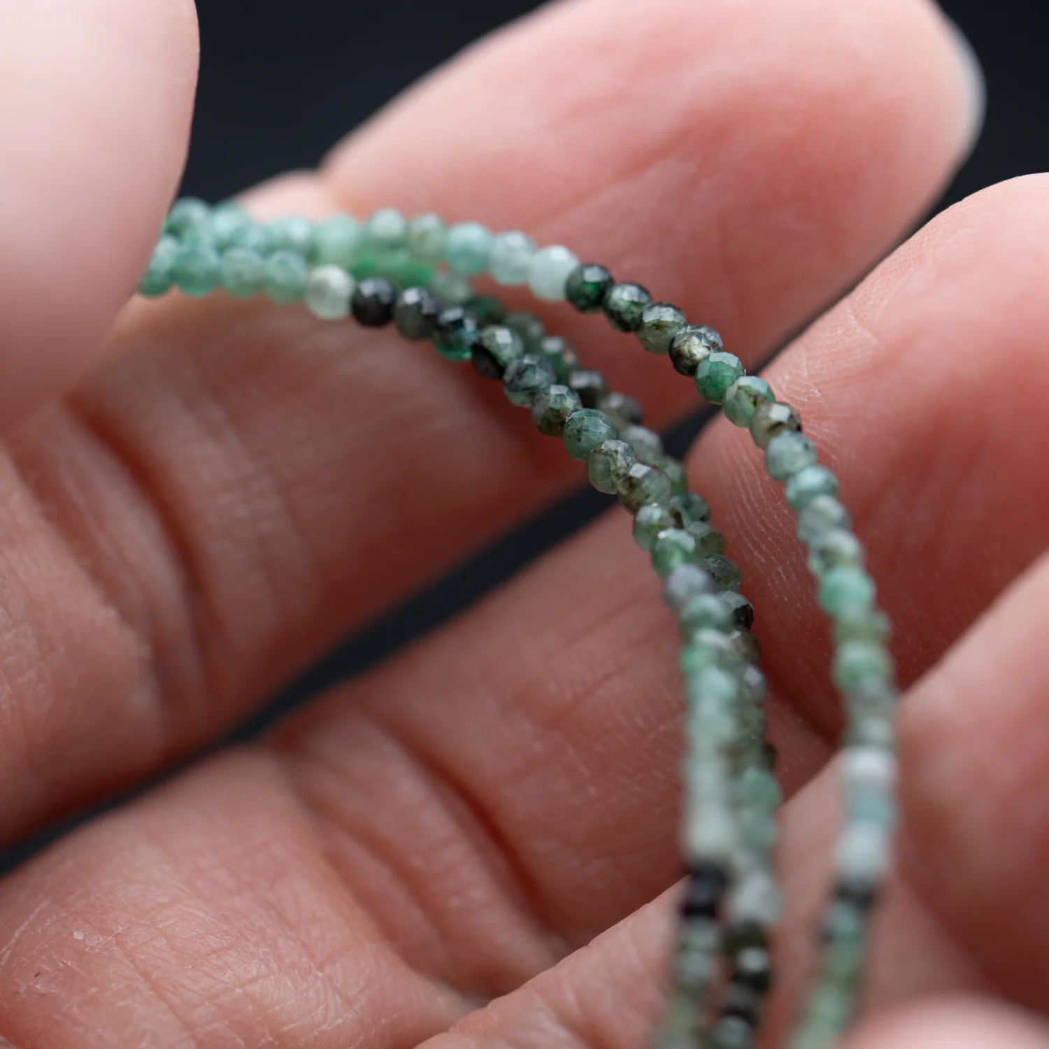 Rough Emerald Beaded Bracelet - Image 5