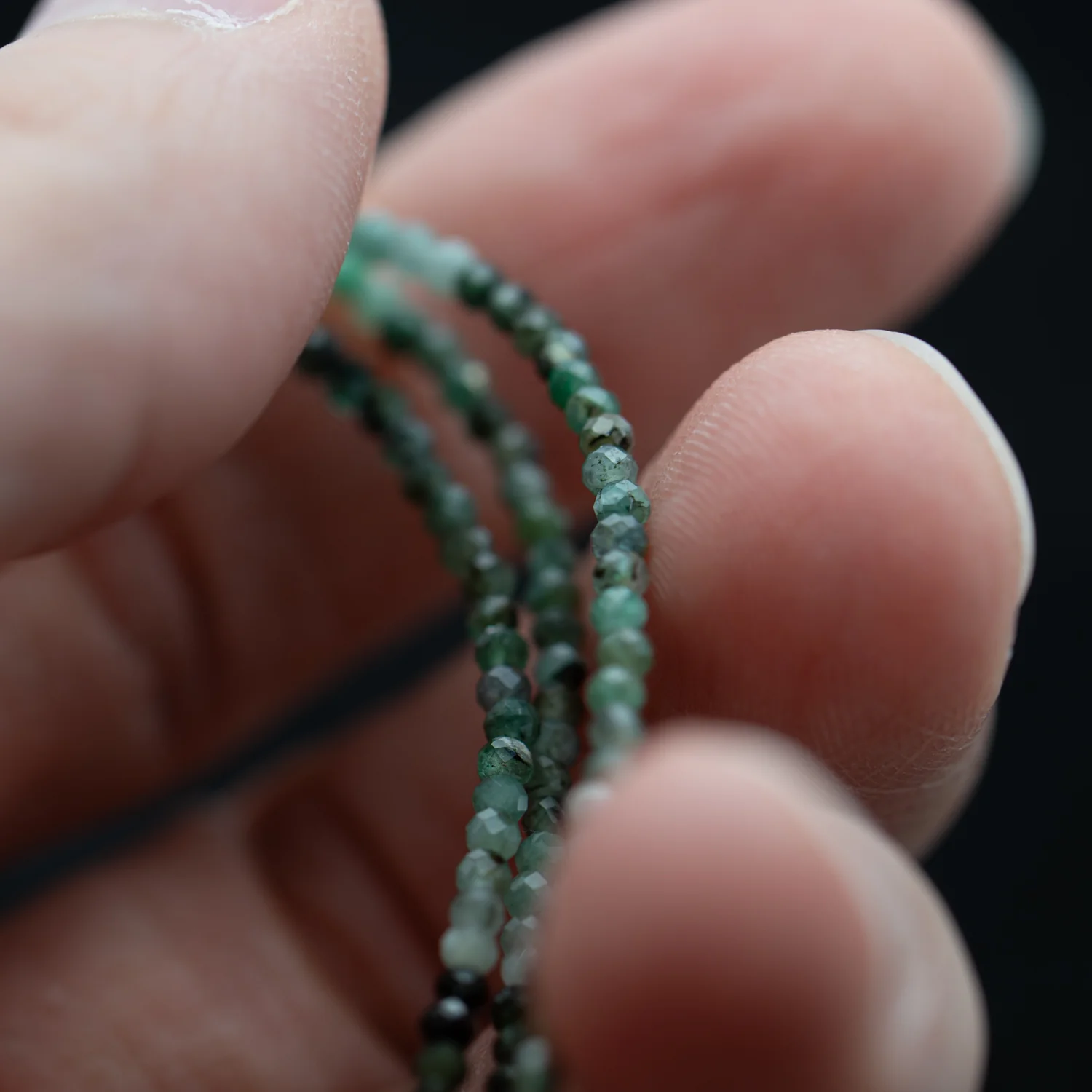 Rough Emerald Beaded Bracelet - Image 6
