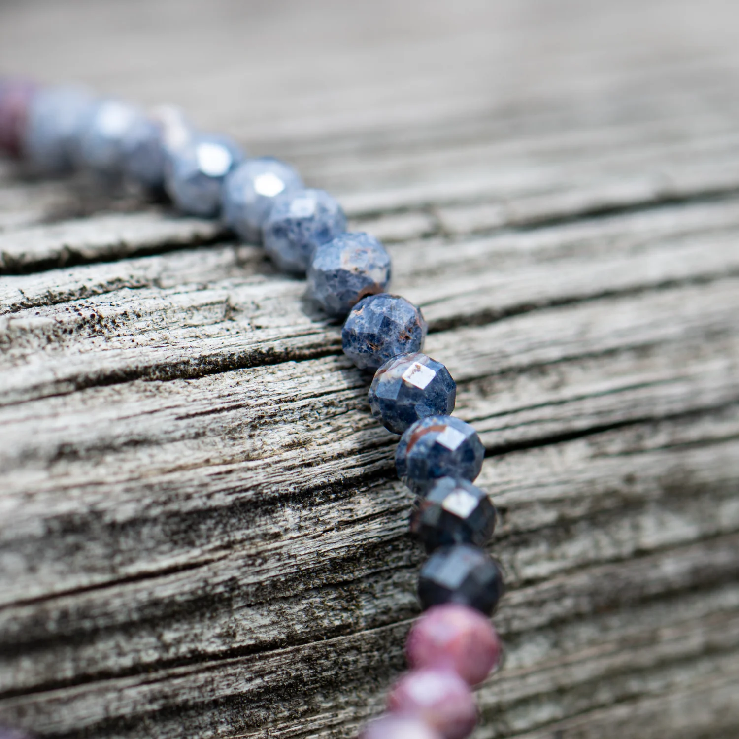 Rough Sapphire Choker Necklace - Image 10