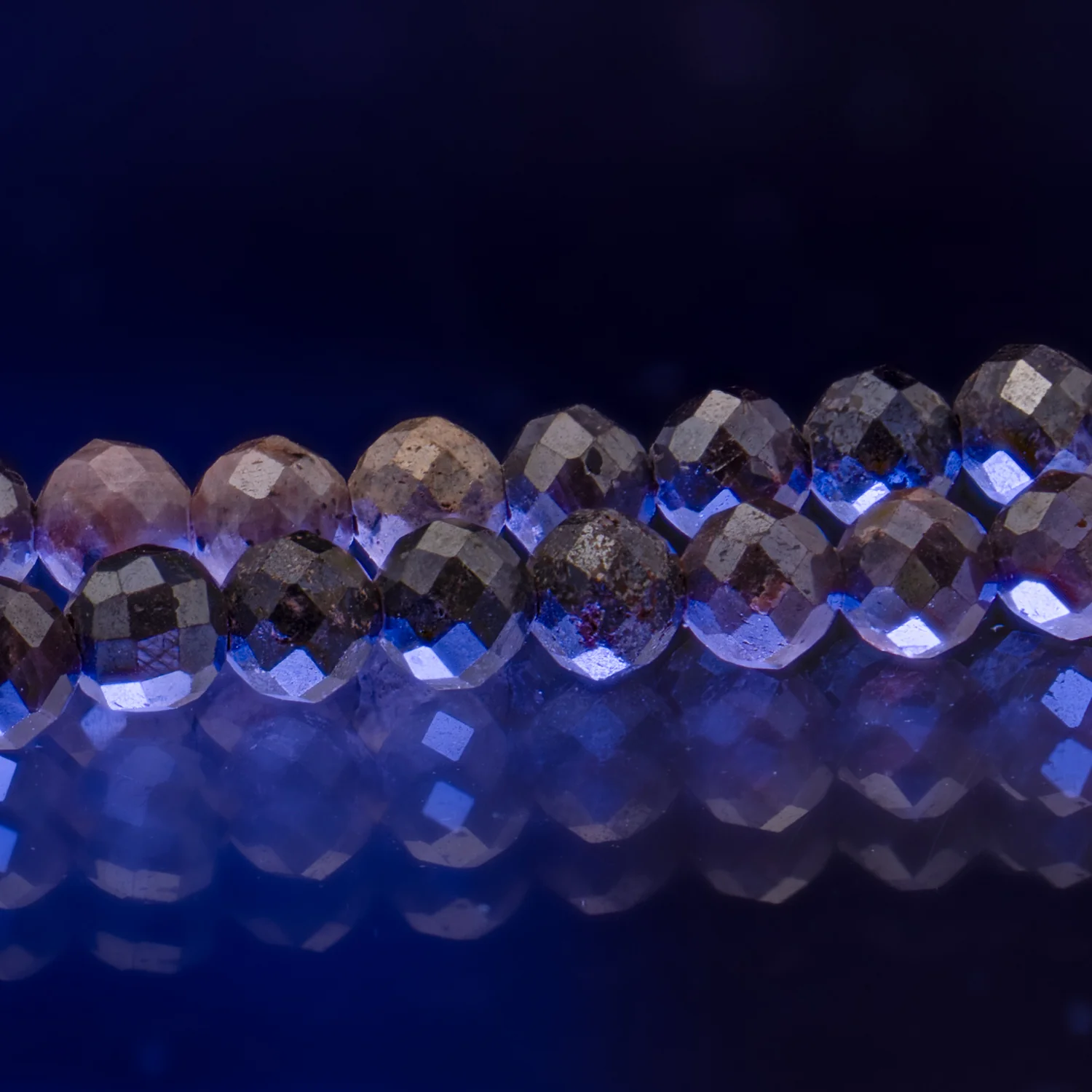 Rough Sapphire Choker Necklace - Image 2