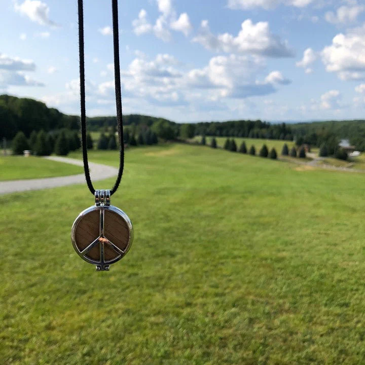 Woodstock Stage Peace Pendant - Image 8